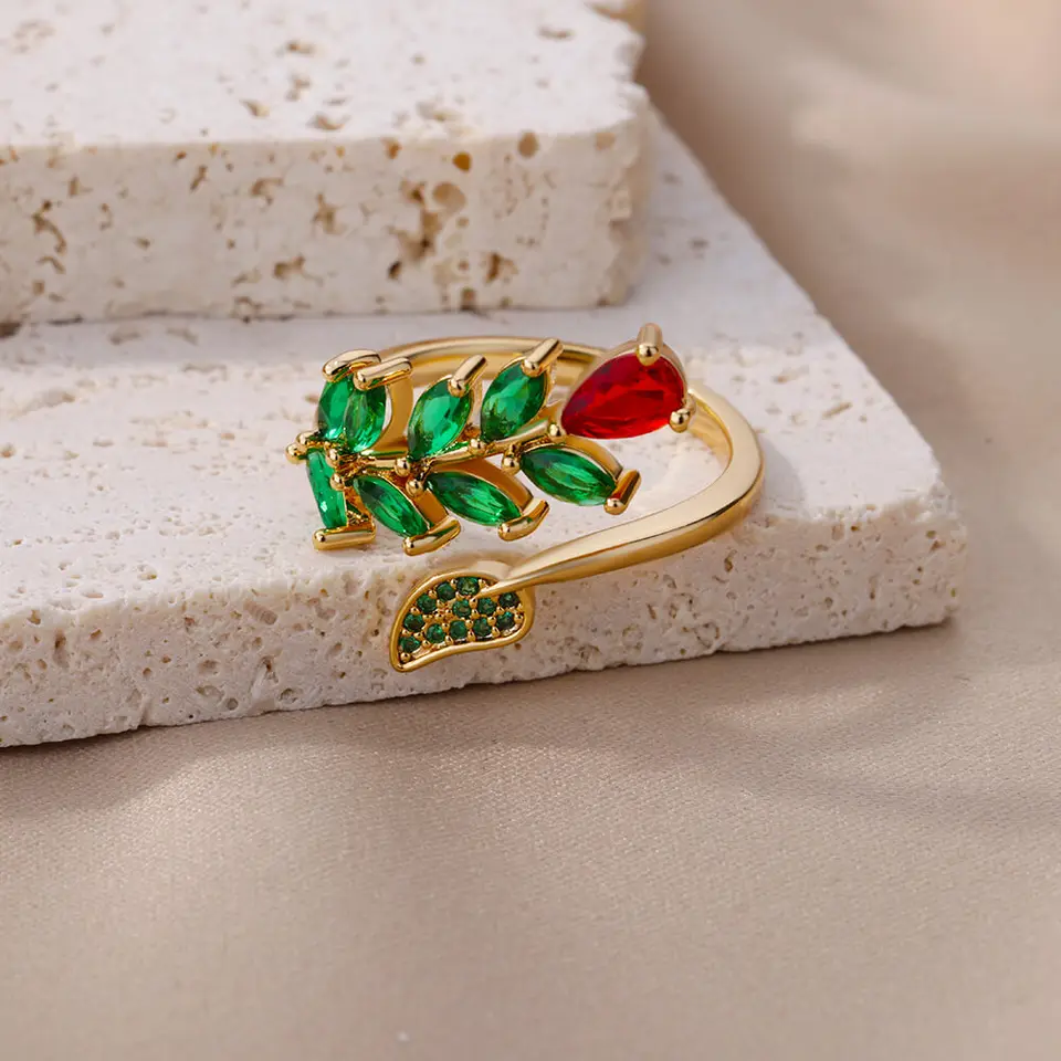 Luxury Copper Zircon Stainless Steel Rings for Everyone